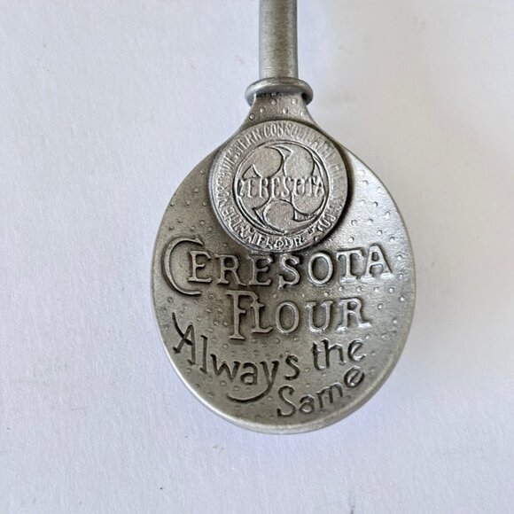 Franklin Mint Country Store Collectible Pewter Spoon Ceresota Flour Vintage Figu - Picture 3 of 4